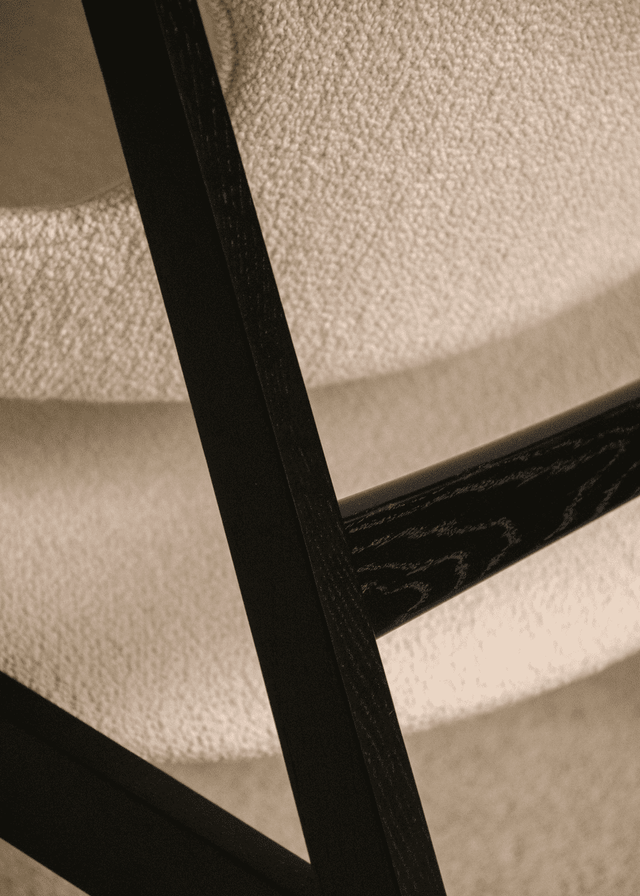 Knitting Lounge Chair | Everyday Icons