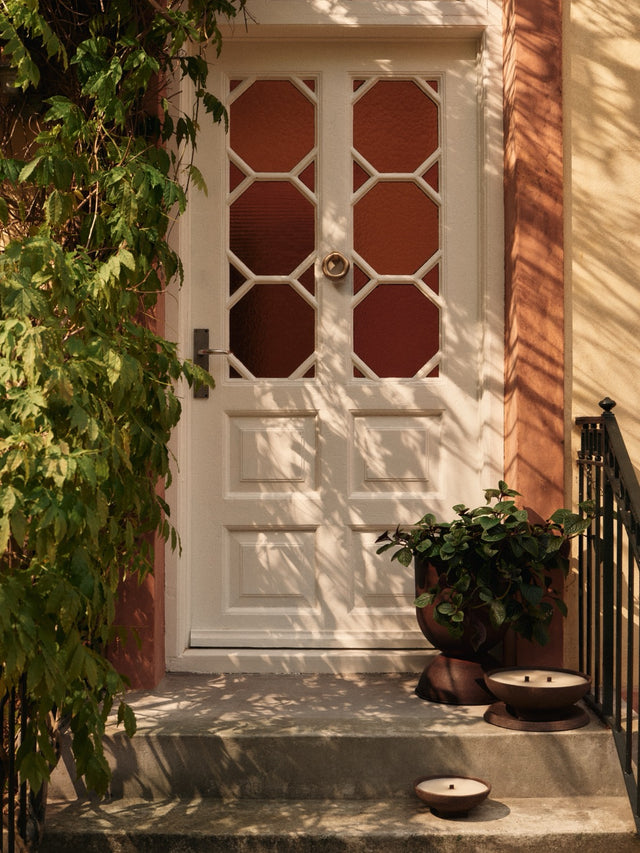 Hourglass Pot - Small - Rust