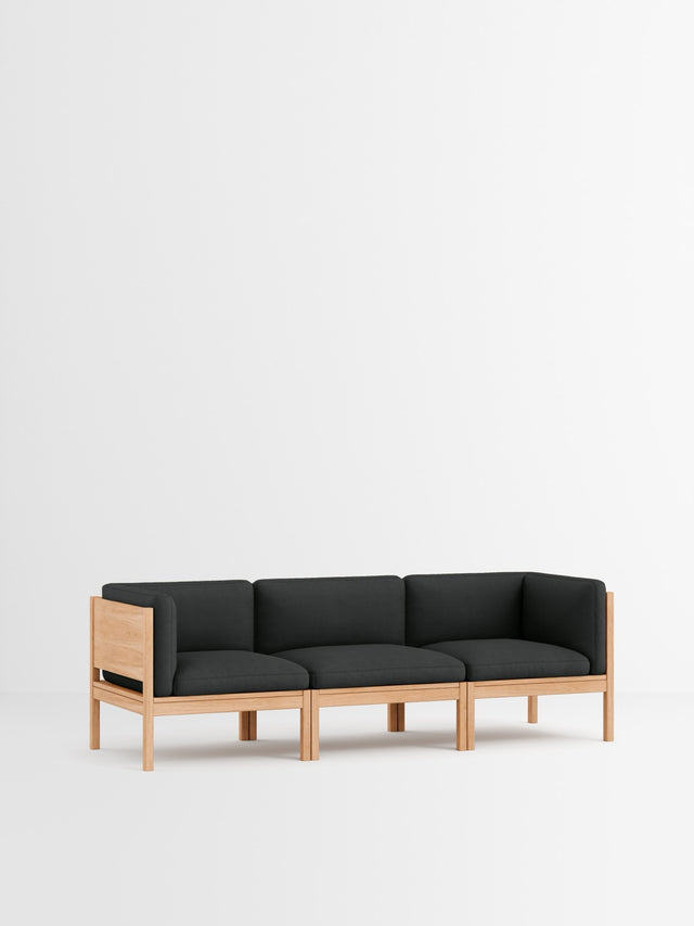 Moebe Sofa | 3-seater with side rests