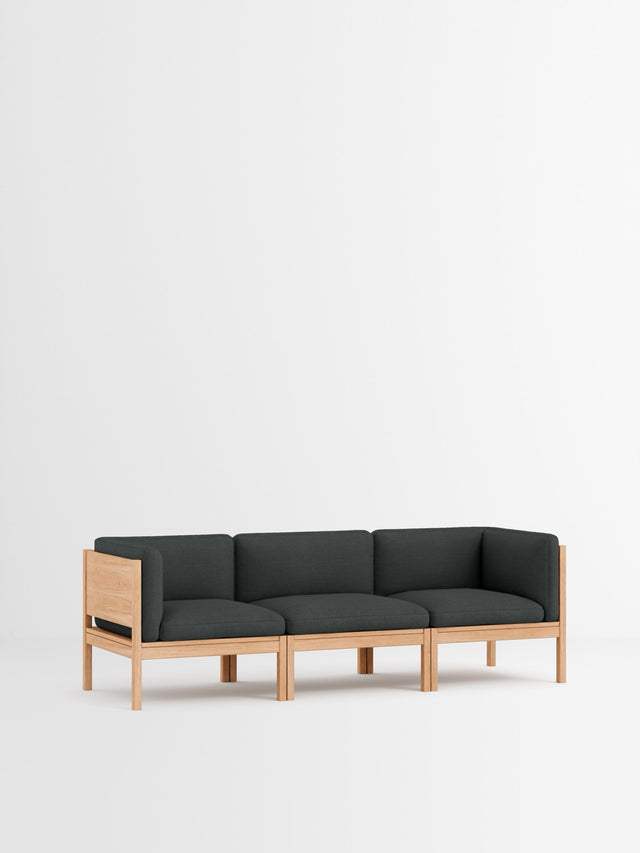 Moebe Sofa | 3-seater with side rests