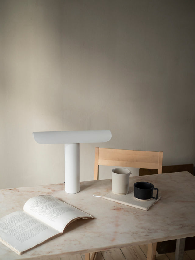 T-Lamp | White