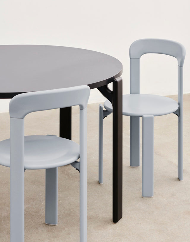 Dining table | Rey