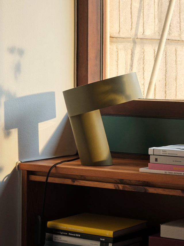 Table lamp | Slant