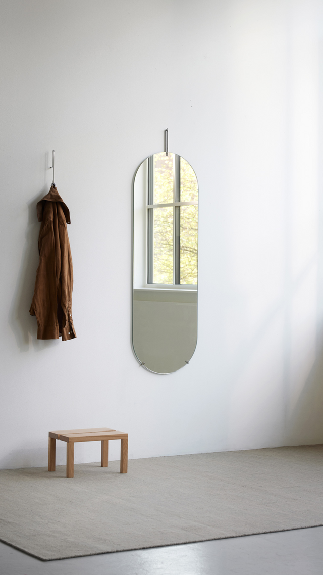 Wall mirror | 133cm