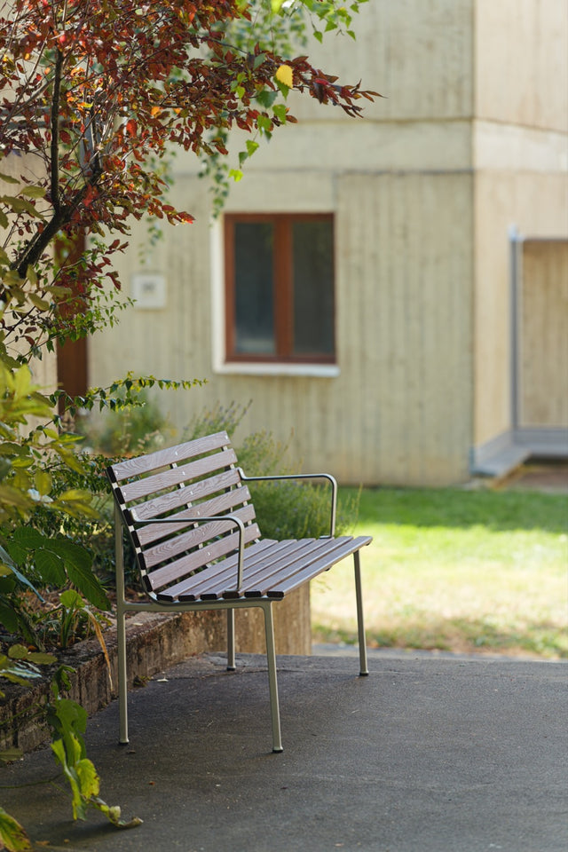 Outdoorbank | Traverse Dining Bench mit Armlehne