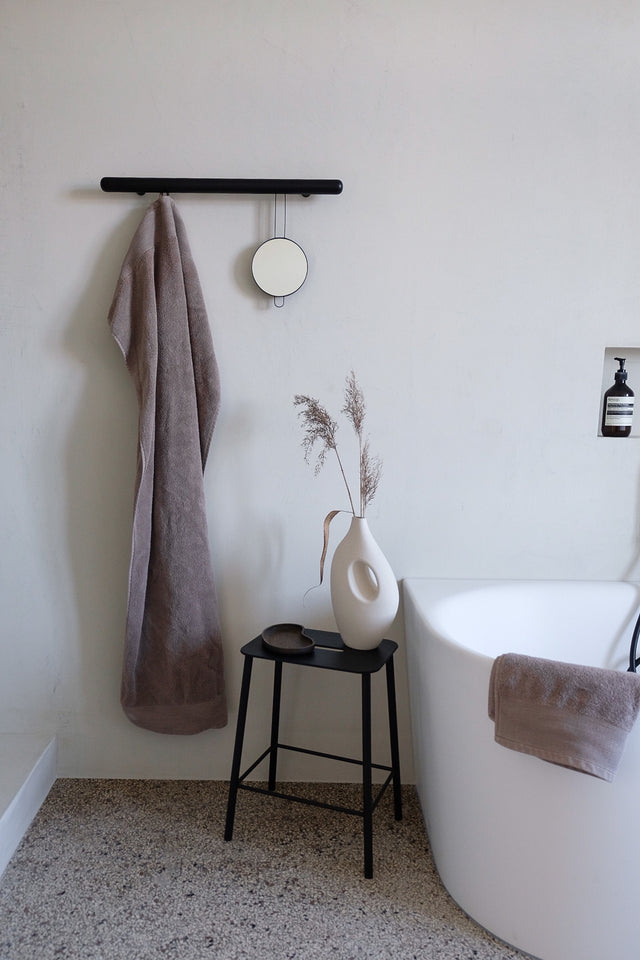 Hook rail | Haldar 60cm black oak