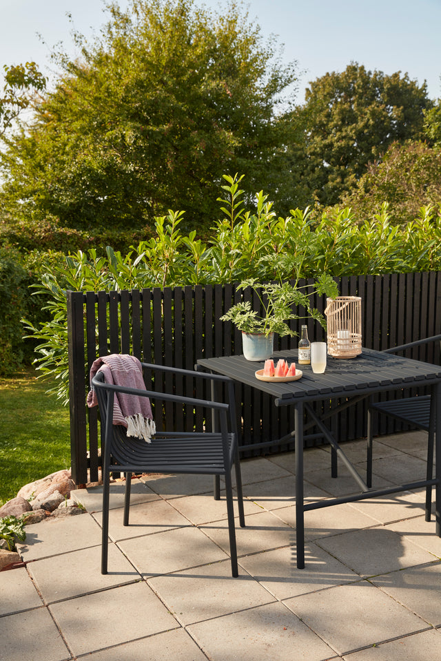 Villa Outdoor Tisch Small Schwarz