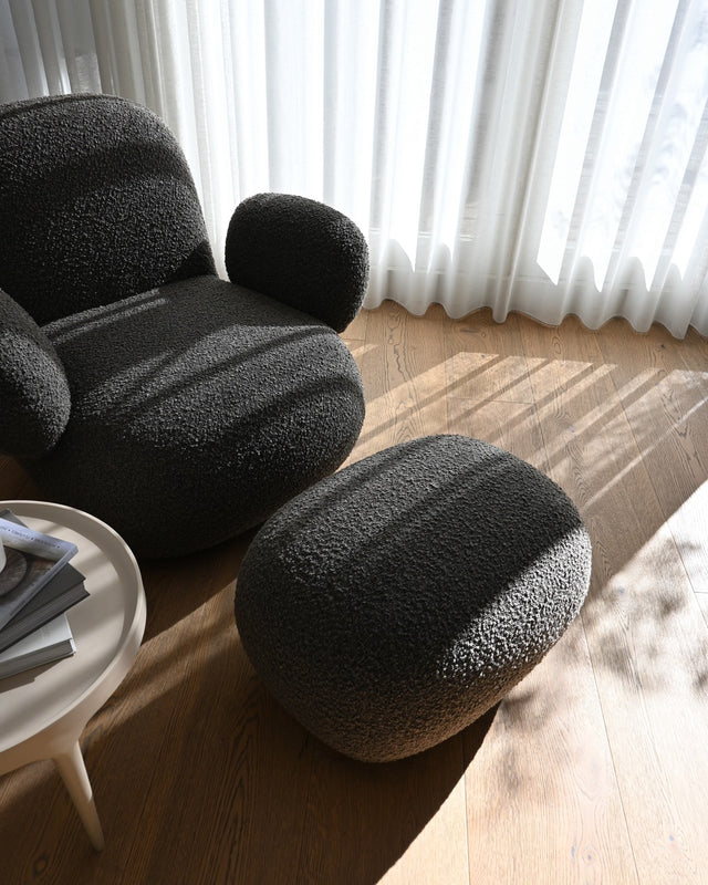 Armchair with armrests | Toe Flat