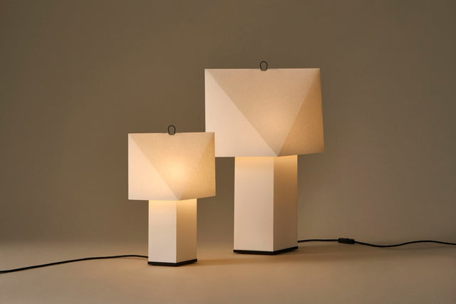 Tischleuchte | Aplat Table Lamp 660
