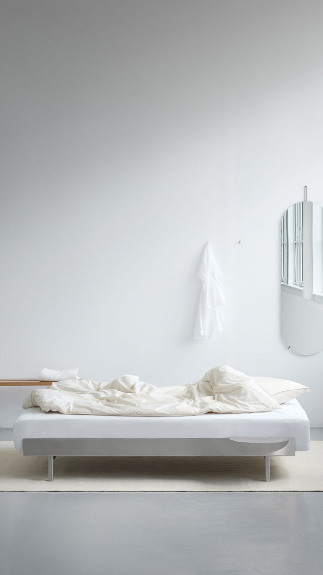 MOEBE bed stainless steel 90cm