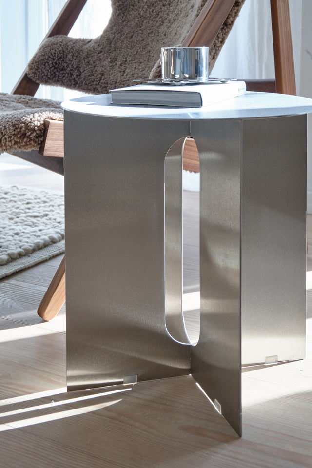 Androgyne side table Base | brushed steel