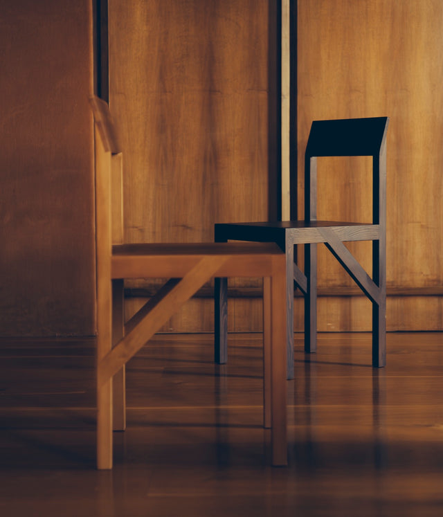 Bracket Chair | Dark Brown Ash