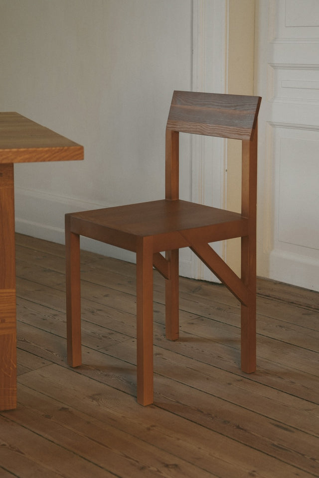 Bracket Chair | Warm Brown Ash
