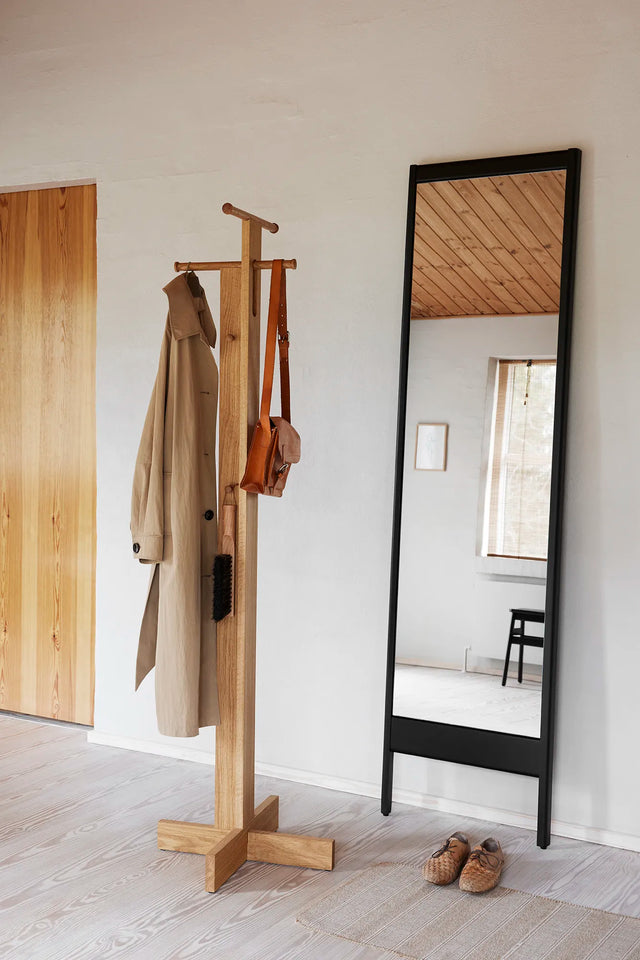 foyer coat rack