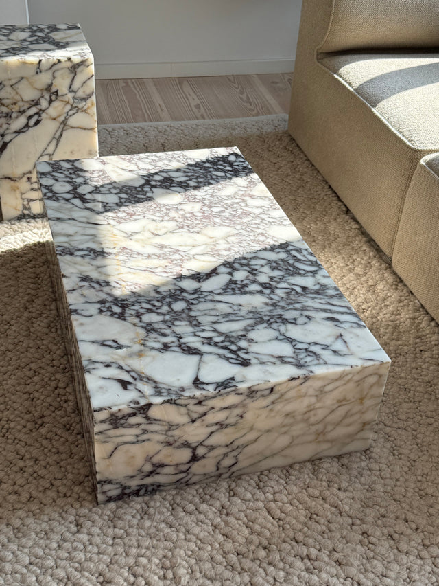 Couchtisch Plinth | B-Ware