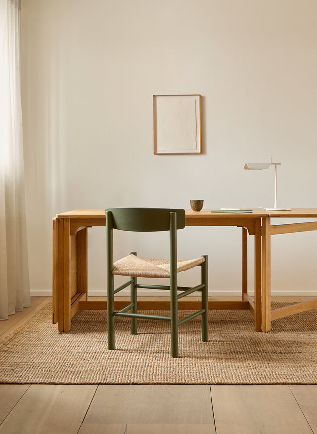 J39 Chair | Khaki green