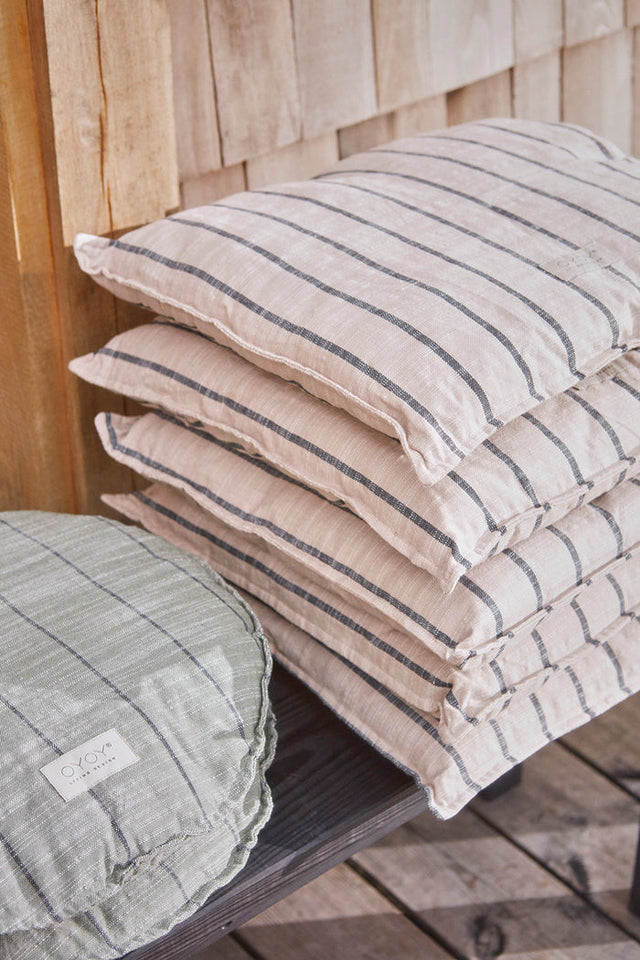 Outdoor Kyoto Cushion Square | Clay