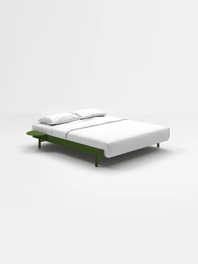 MOEBE bed 90-180cm low