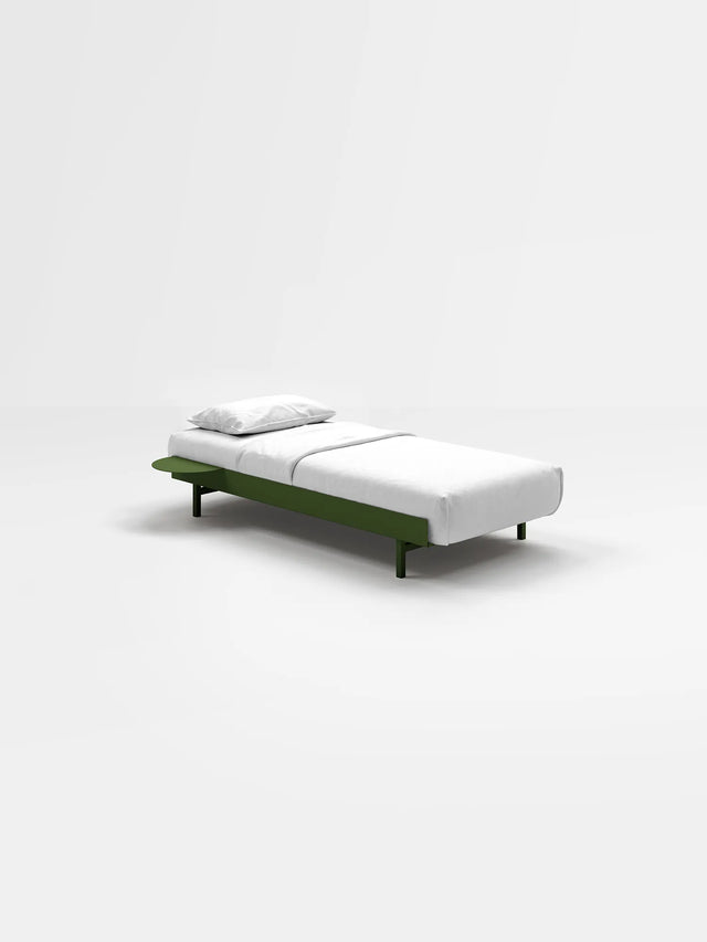 MOEBE bed 90cm low