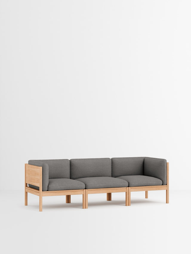 Moebe Sofa | 3-seater with side rests