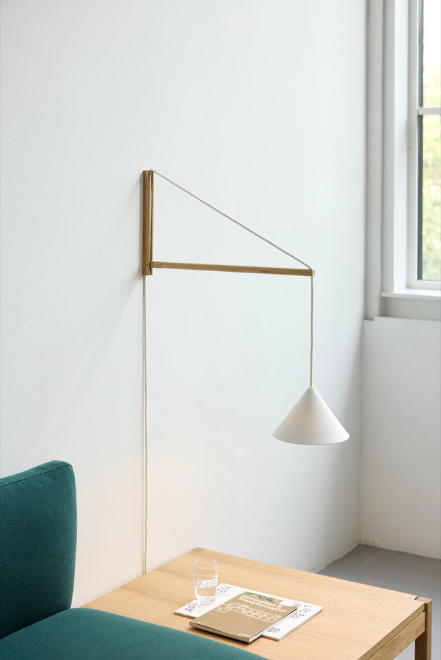Wandleuchte | Suspended Wall Lamp