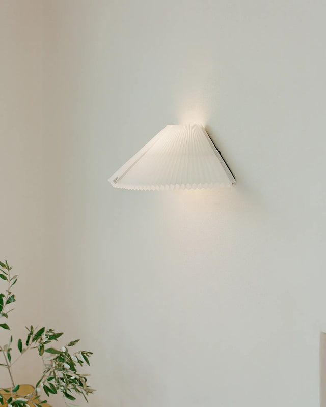 Nebra wall lamp