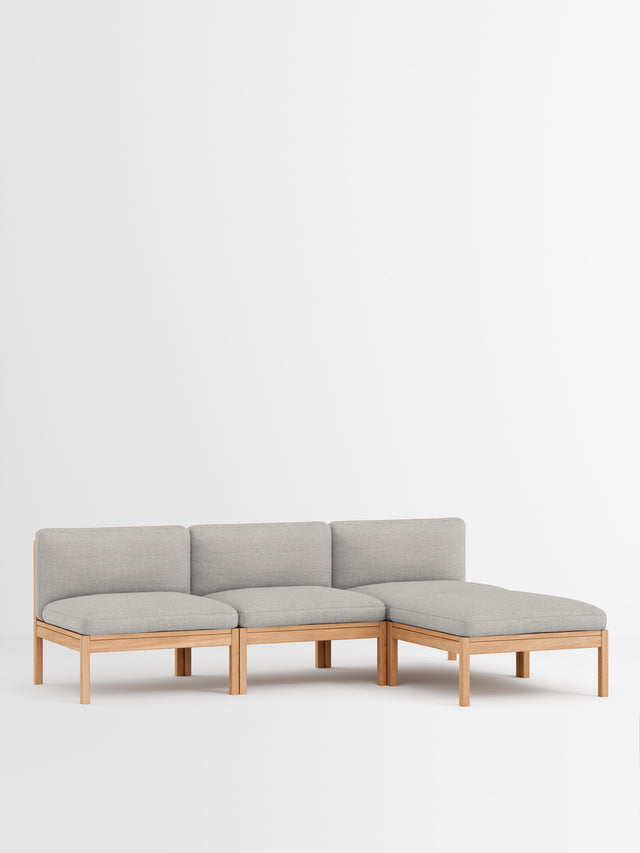 Moebe Sofa | 3-Sitzer mit Chaise Longue – Autumn 101 / Eiche natur