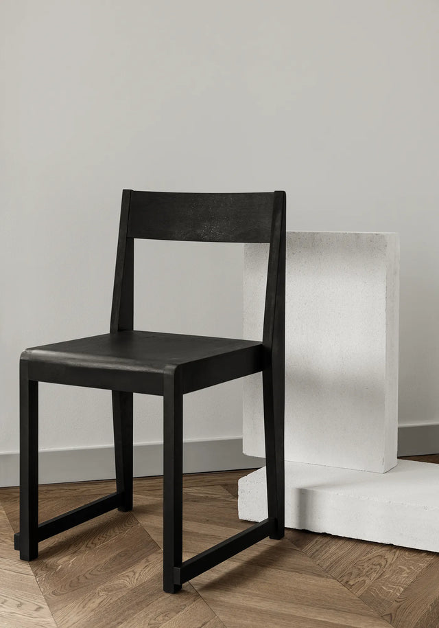 Chair 01